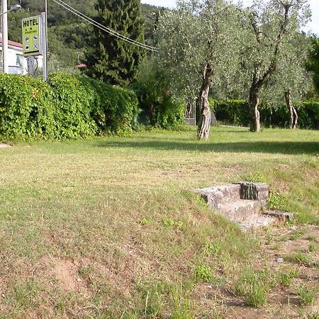 Hotel San Faustino Torri Del Benaco Buitenkant foto