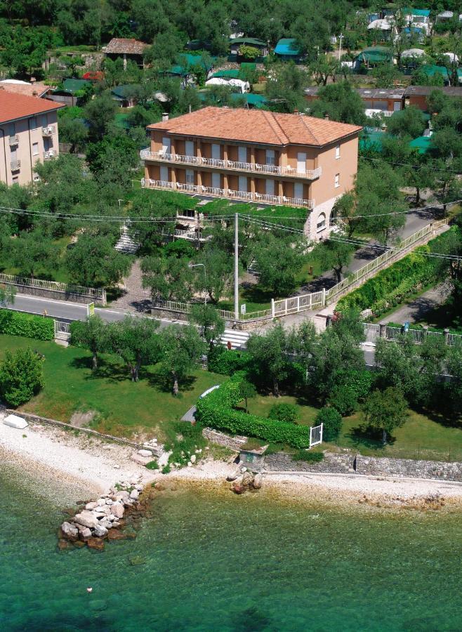 Hotel San Faustino Torri Del Benaco Buitenkant foto
