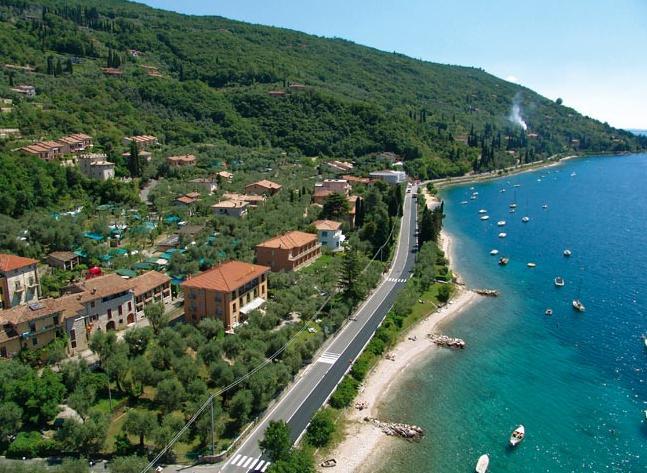 Hotel San Faustino Torri Del Benaco Buitenkant foto