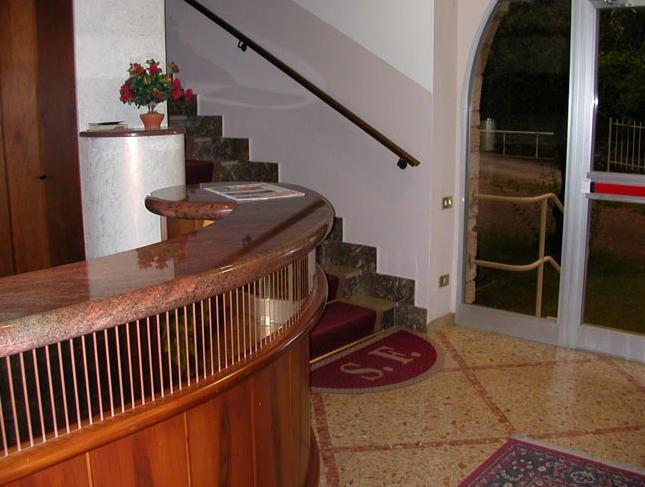 Hotel San Faustino Torri Del Benaco Buitenkant foto